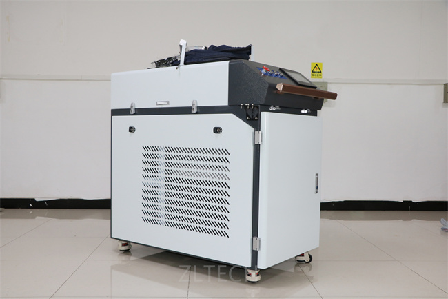 μηχανή αφαίρεσης σκουριάς λέιζερ 1000W 2000W 3000W για την πώληση με την προσιτή τιμή